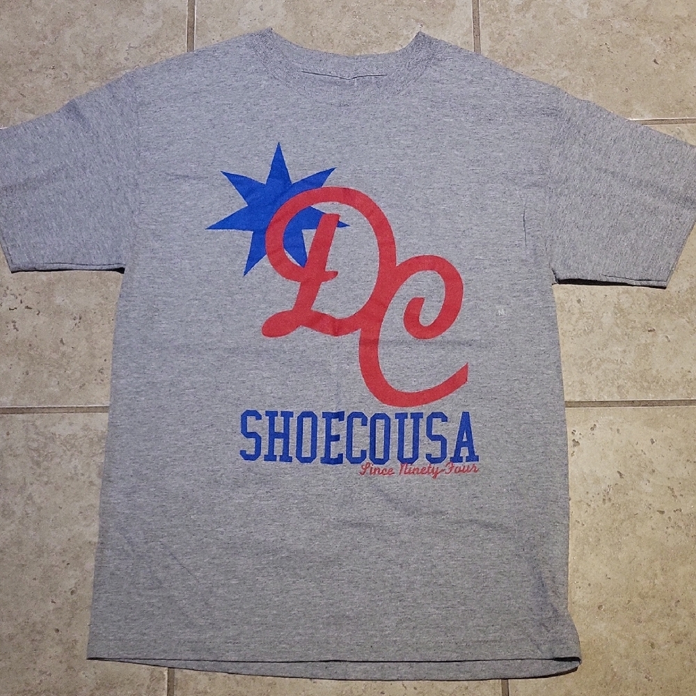 DC Shoes Gray Graphic T-Shirt